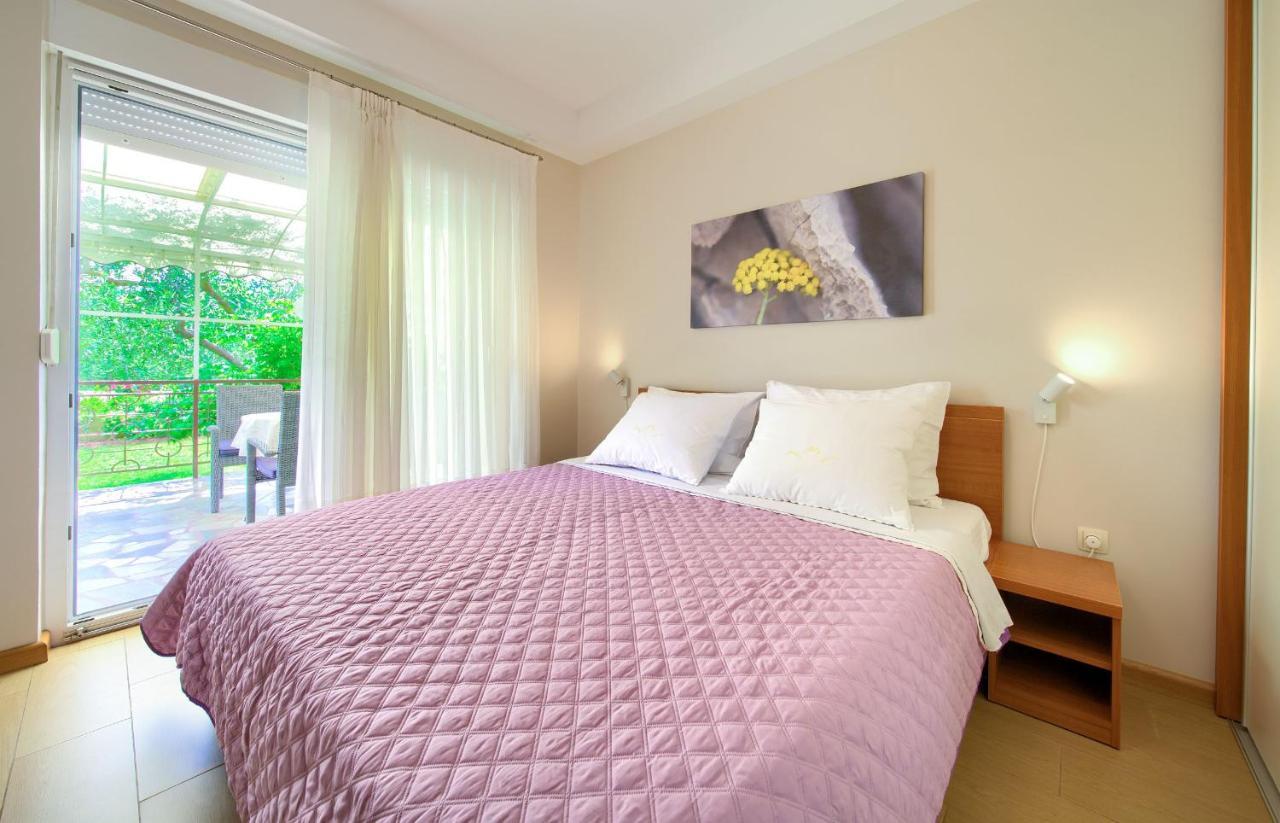 Apartments Jele Малинска Экстерьер фото